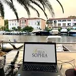 Grande De 130 M2 Avec Et Amarrage Prive 14x8m * Grimaud