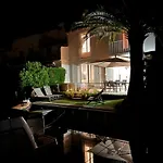 Vila Grande De 130 M2 Avec Et Amarrage Prive 14x8m Grimaud