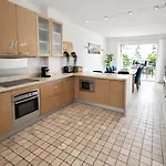 Vila Grande De 130 M2 Avec Et Amarrage Prive 14x8m
