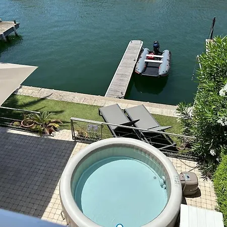 Villa Grande De 130 M2 Avec Et Amarrage Privé 14x8m Grimaud