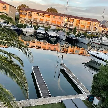 Grande De 130 M2 Avec Et Amarrage Prive 14x8m Βίλα